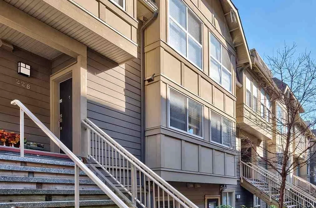 228 2108 ROWLAND STREET, Port Coquitlam BC V3C 0C1, Port Coquitlam BC — Residential for Sale - Photo 3