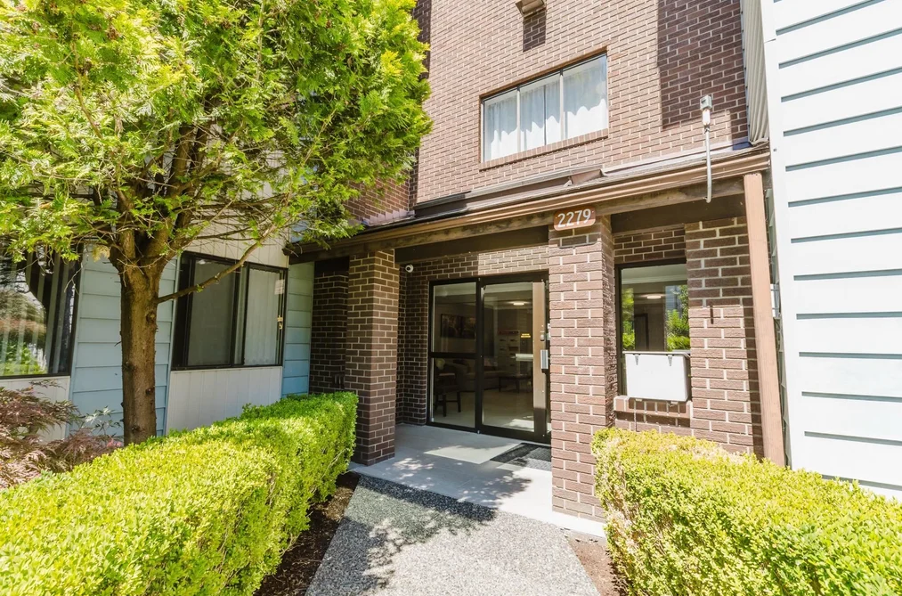Condo for sale at 228 2279 Mccallum Road Abbotsford British Columbia - MLS: R3151997