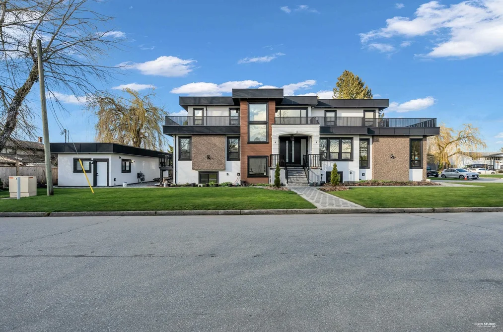 22839 PURDEY AVENUE, Maple Ridge BC V2X 8B8, Maple Ridge BC — Residential for Sale - Photo 2