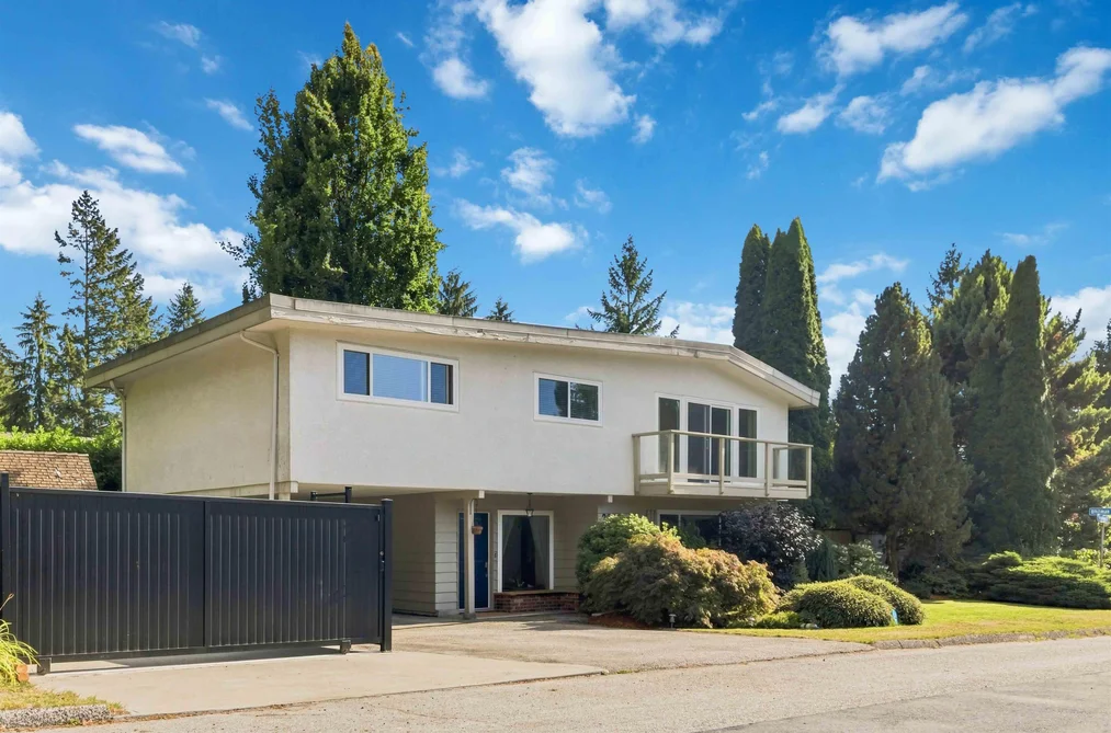 House for sale at 2285 Tompkins Crescent North Vancouver British Columbia - MLS: R3162317