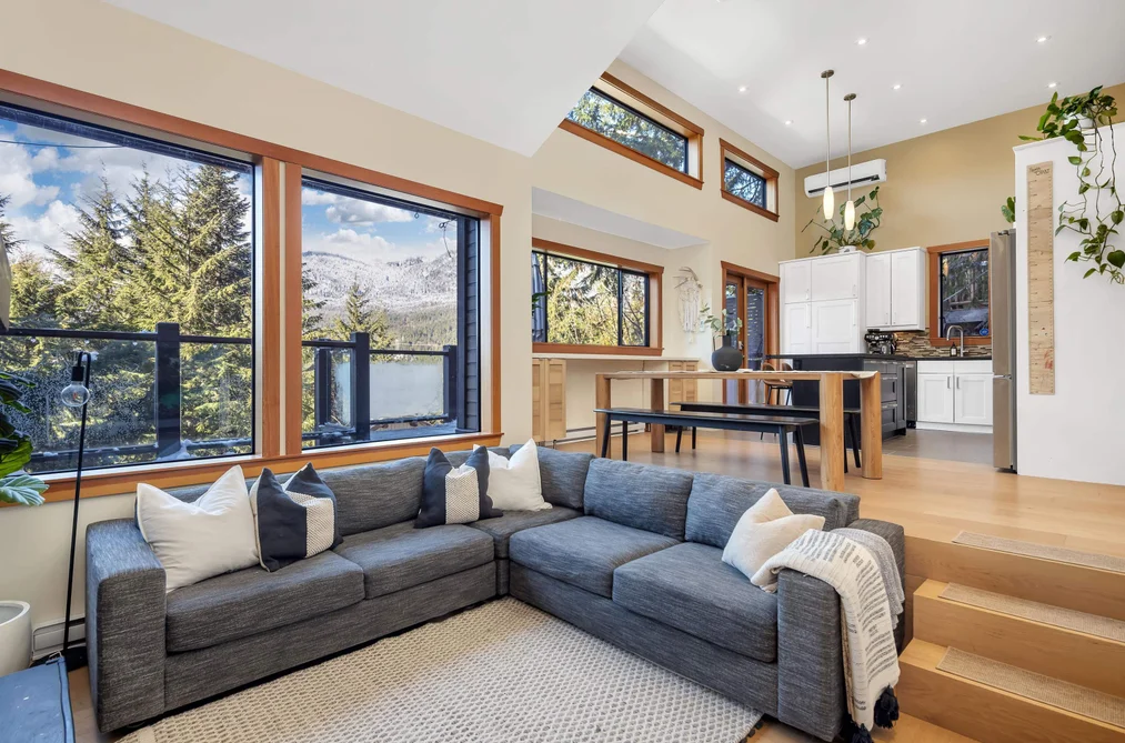 House for sale at 2286 Brandywine Way Whistler British Columbia - MLS: R3095131