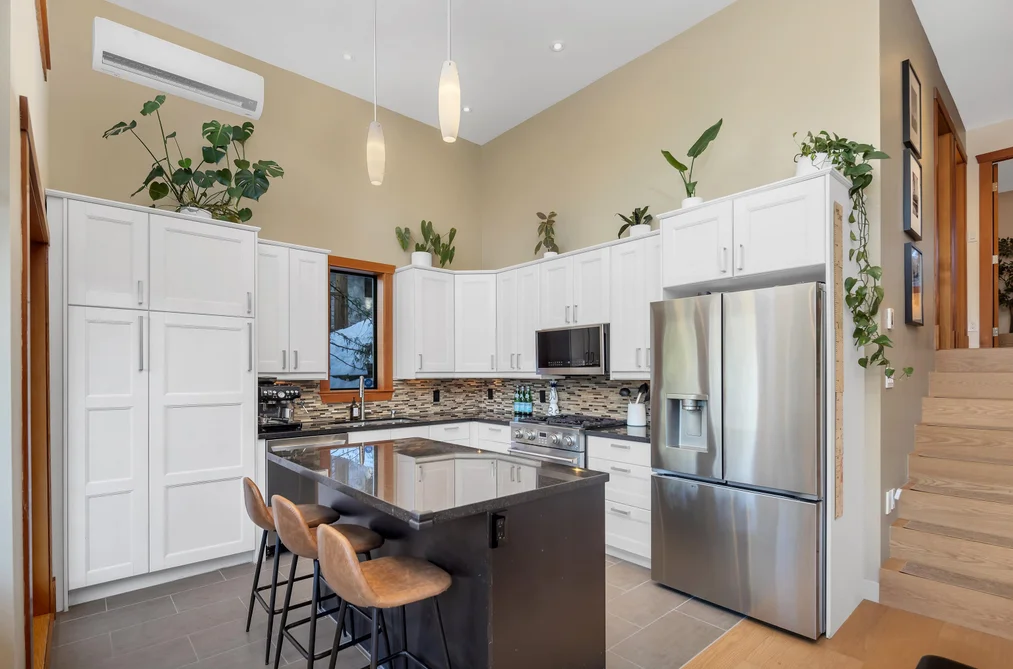 2286 BRANDYWINE WAY, Whistler BC V8E 0A8, Whistler BC — Residential for Sale - Photo 3