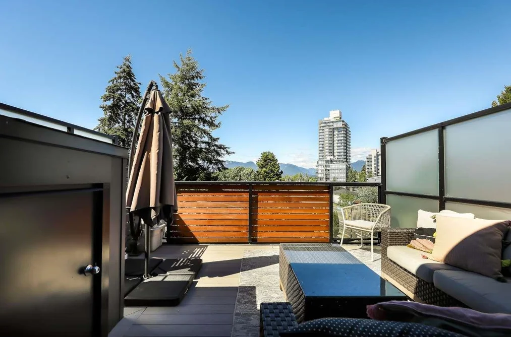 2288 E 33RD AVENUE, Vancouver BC V5N 3G1, Vancouver BC — Residential for Sale — Photo 3 of 40