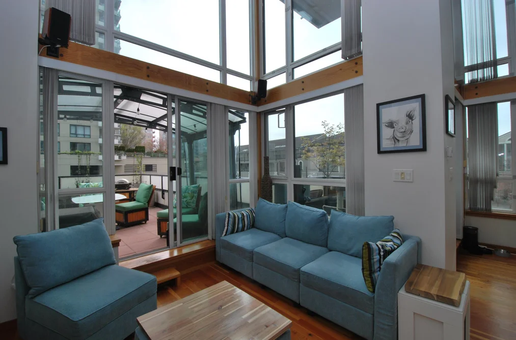 229 10 RENAISSANCE SQUARE, New Westminster BC V3M 7B1, New Westminster BC — Residential for Sale — Photo 18 of 34