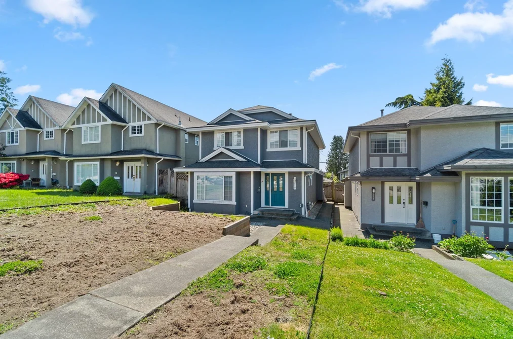 229 E 20TH STREET, North Vancouver BC V7L 3A6, North Vancouver BC — Residential for Sale - Photo 2