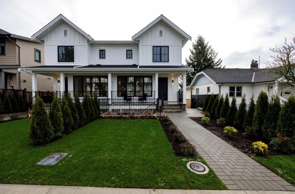 Half Duplex for sale at 229 E 22nd Street North Vancouver British Columbia - MLS: R3111185