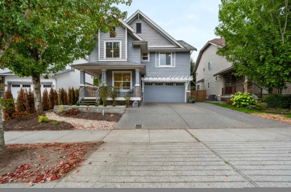 House for sale at 2293 Merlot Boulevard Abbotsford British Columbia - MLS: R3165514