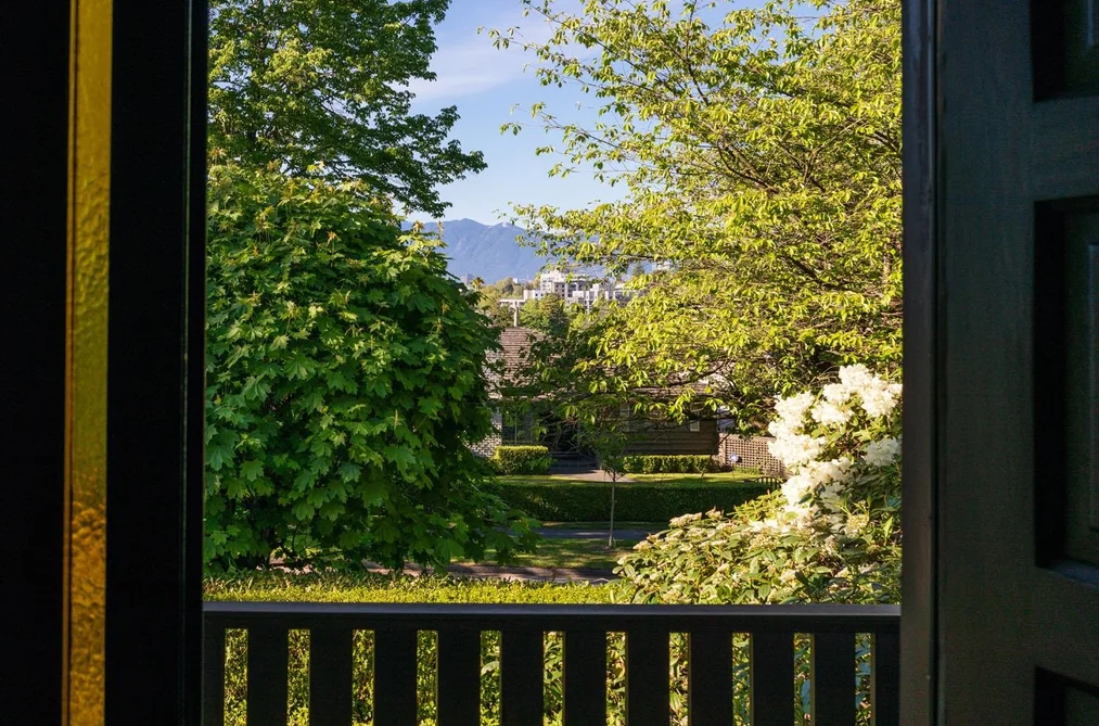 2296 W 32ND AVENUE, Vancouver BC V6L 2B2, Vancouver BC — Residential for Sale - Photo 2