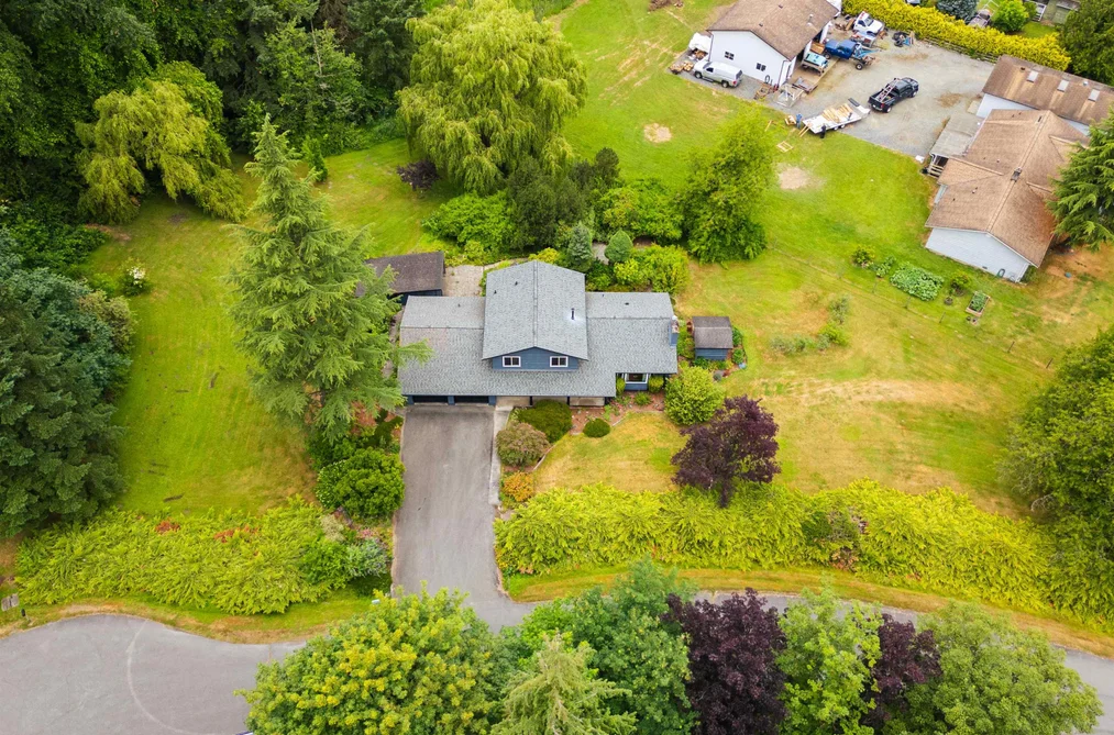 22979 71A AVENUE, Langley, BC — Residential for Sale — Photo 4 of 38