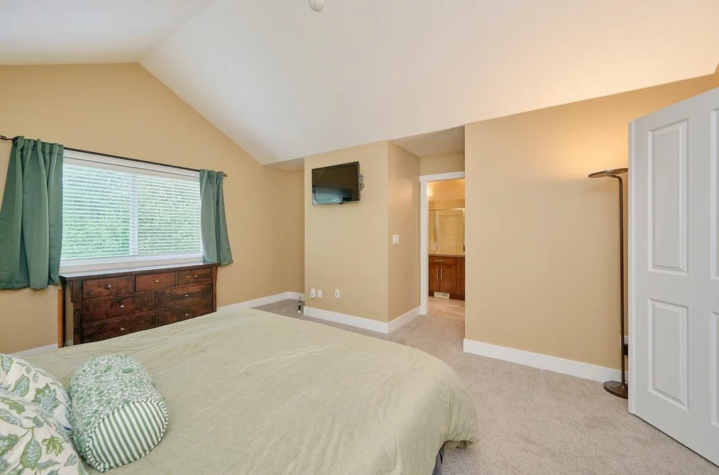 22990 134 LOOP, Maple Ridge BC V4R 0E6, Maple Ridge BC — Residential for Sale — Photo 13 of 23