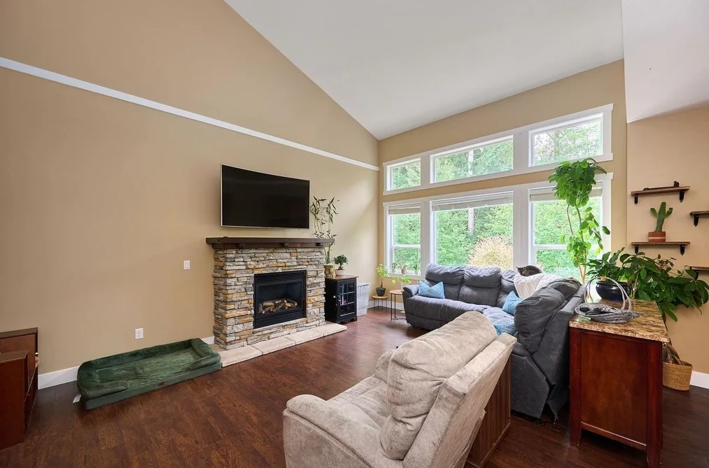 22990 134 LOOP, Maple Ridge BC V4R 0E6, Maple Ridge BC — Residential for Sale — Photo 5 of 23