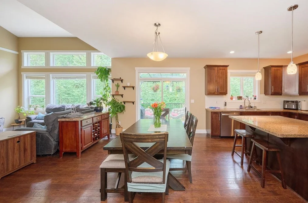 22990 134 LOOP, Maple Ridge BC V4R 0E6, Maple Ridge BC — Residential for Sale — Photo 6 of 23