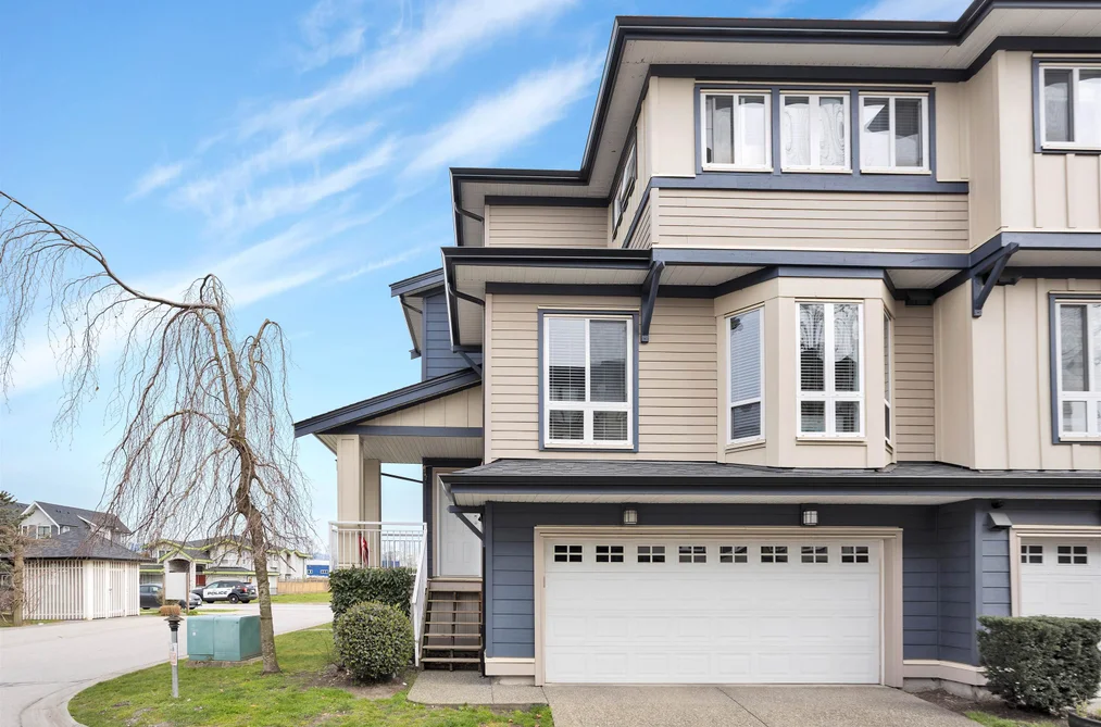 23 160 PEMBINA STREET, New Westminster BC V3M 0A3, New Westminster BC — Residential for Sale - Photo 4
