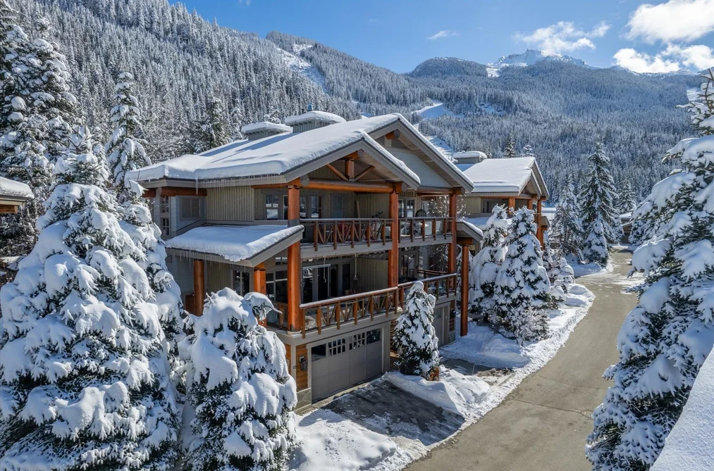 Townhouse for sale at 23 2324 Taluswood Place Whistler British Columbia - MLS: R3089866