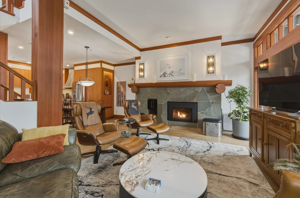 23 2324 TALUSWOOD PLACE, Whistler BC V8E 0R1, Whistler BC — Residential for Sale - Photo 2