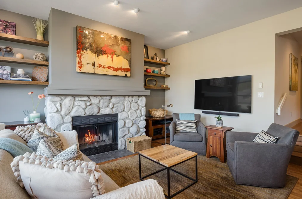 23 4644 BLACKCOMB WAY, Whistler BC V8E 0H2, Whistler BC — Residential for Sale - Photo 3