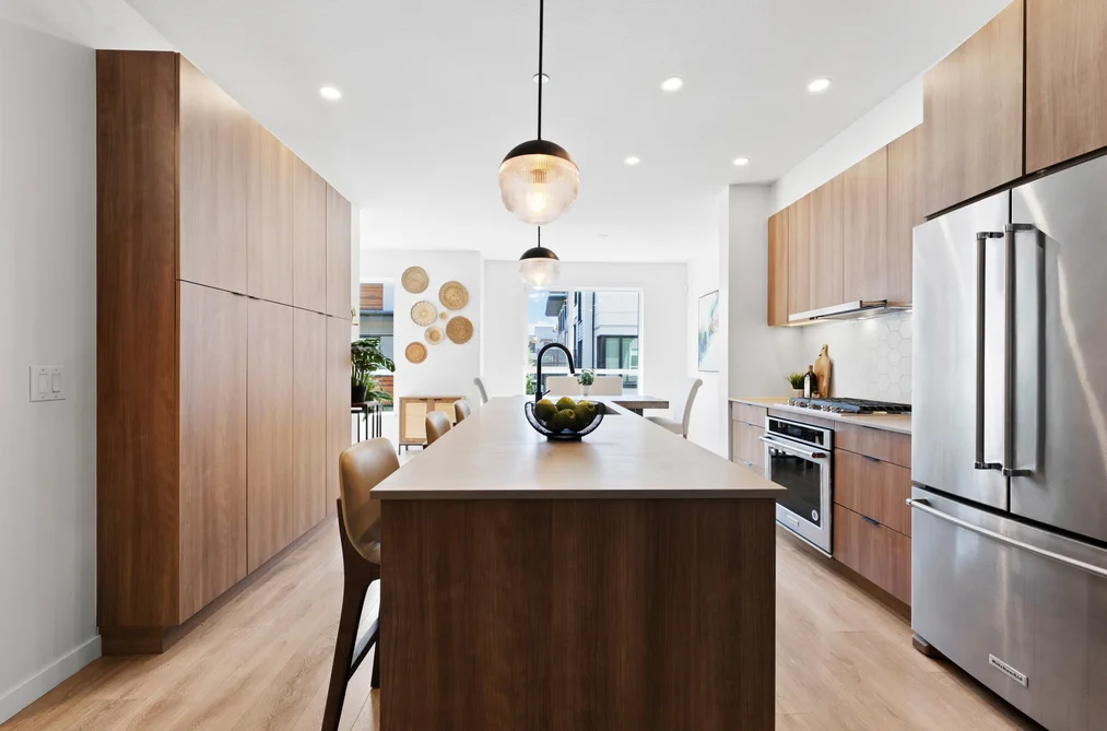 23 533 E 3RD STREET, North Vancouver BC V7L 1G4, North Vancouver BC — Residential for Sale - Photo 4