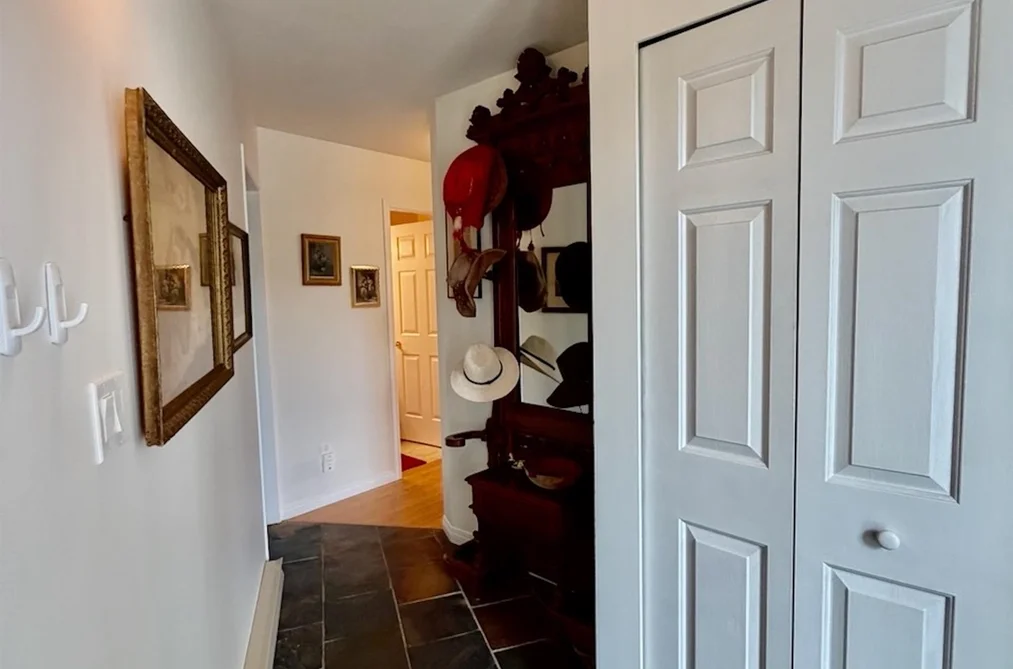 23 696 TRUEMAN ROAD, Gibsons BC V0N 1V8, Gibsons BC — Residential for Sale — Photo 8 of 40