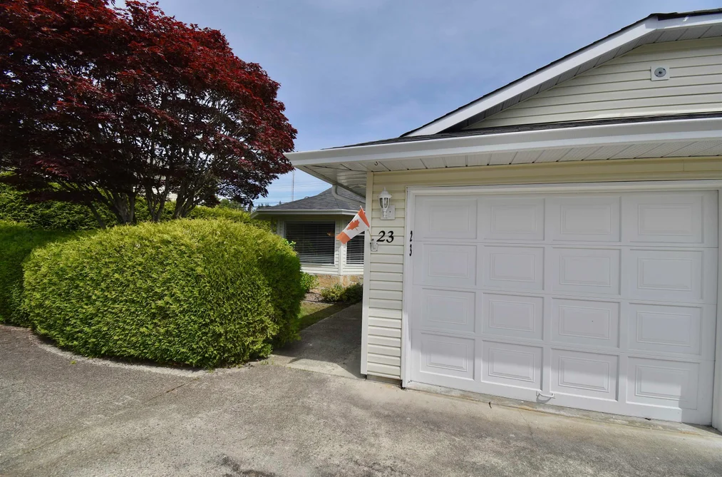 23 767 NORTH ROAD, Gibsons BC V0N 1V9, Gibsons BC — Residential for Sale - Photo 2