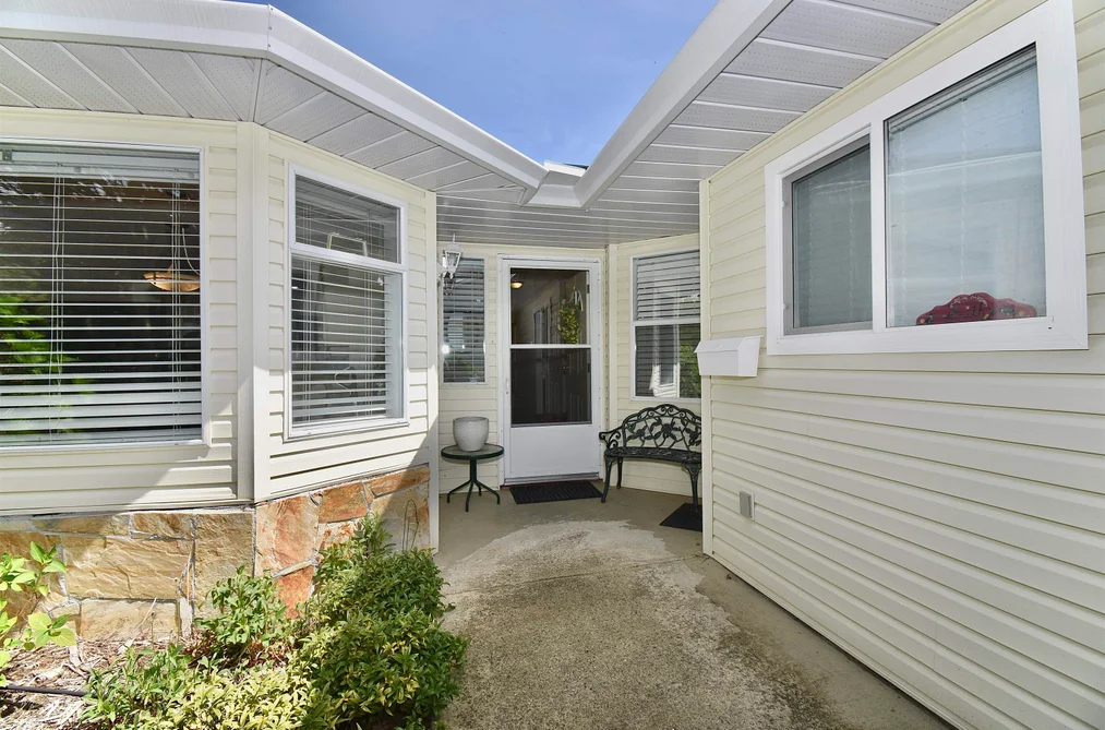 23 767 NORTH ROAD, Gibsons BC V0N 1V9, Gibsons BC — Residential for Sale - Photo 3
