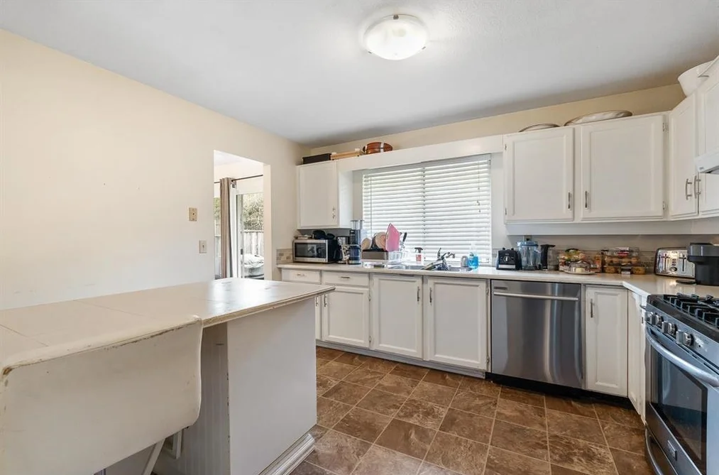 2300 HARPER DRIVE, Abbotsford BC V3G 2B2, Abbotsford BC — Residential for Sale - Photo 7