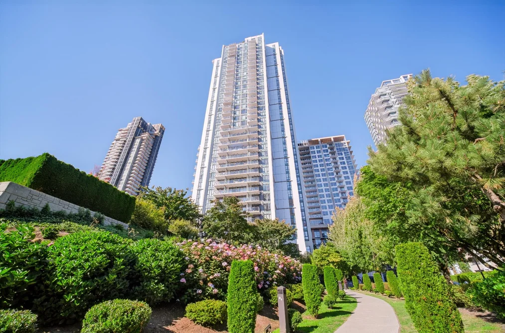 Condo for sale at 2301 1178 Heffley Crescent Coquitlam British Columbia - MLS: R3165315