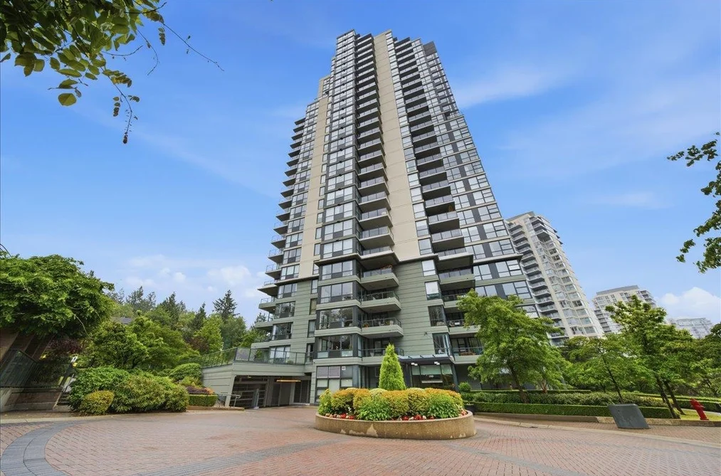 Condo for sale at 2301 288 Ungless Way Coquitlam British Columbia - MLS: R3147740