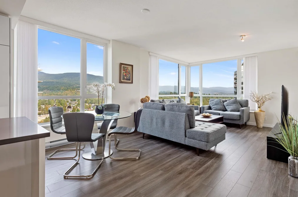 Condo for sale at 2301 3096 Windsor Gate Coquitlam British Columbia - MLS: R3121215