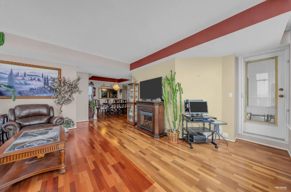 2301 5885 OLIVE AVENUE, Burnaby BC V5H 4N8, Burnaby BC — Residential for Sale - Photo 5