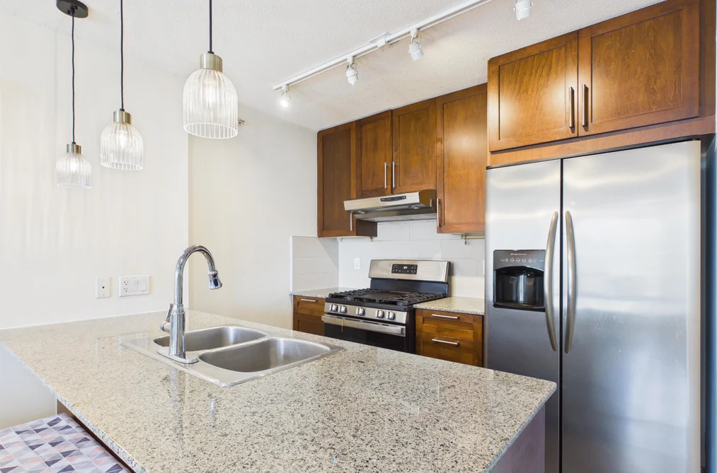 Condo for sale at 2301 7088 Salisbury Avenue Burnaby British Columbia - MLS: R3168093