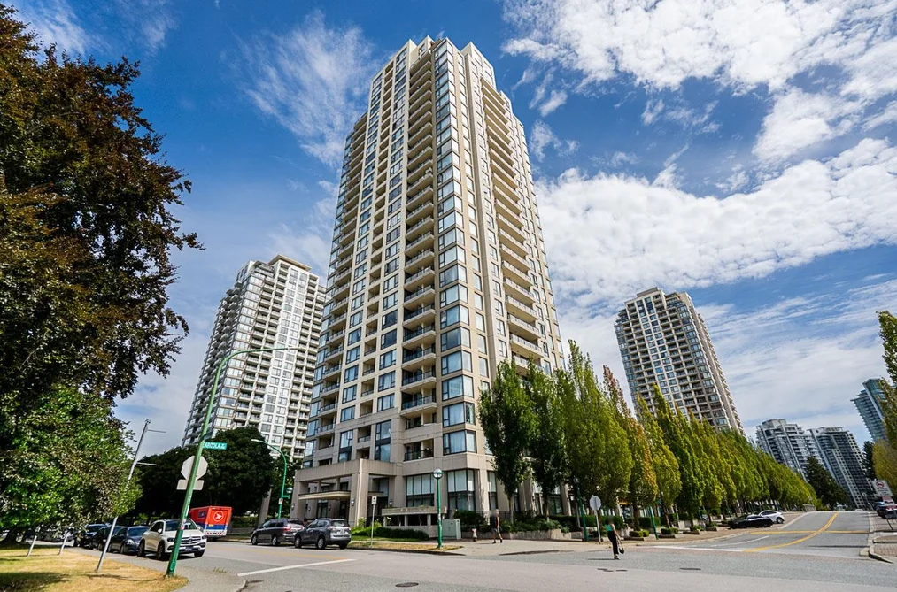 Condo for sale at 7088 Salisbury Avenue Burnaby British Columbia - MLS: R3117678