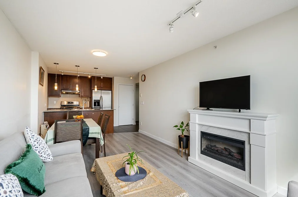 7088 SALISBURY AVENUE, Burnaby BC V5E 0A4, Burnaby BC — Residential for Sale - Photo 5