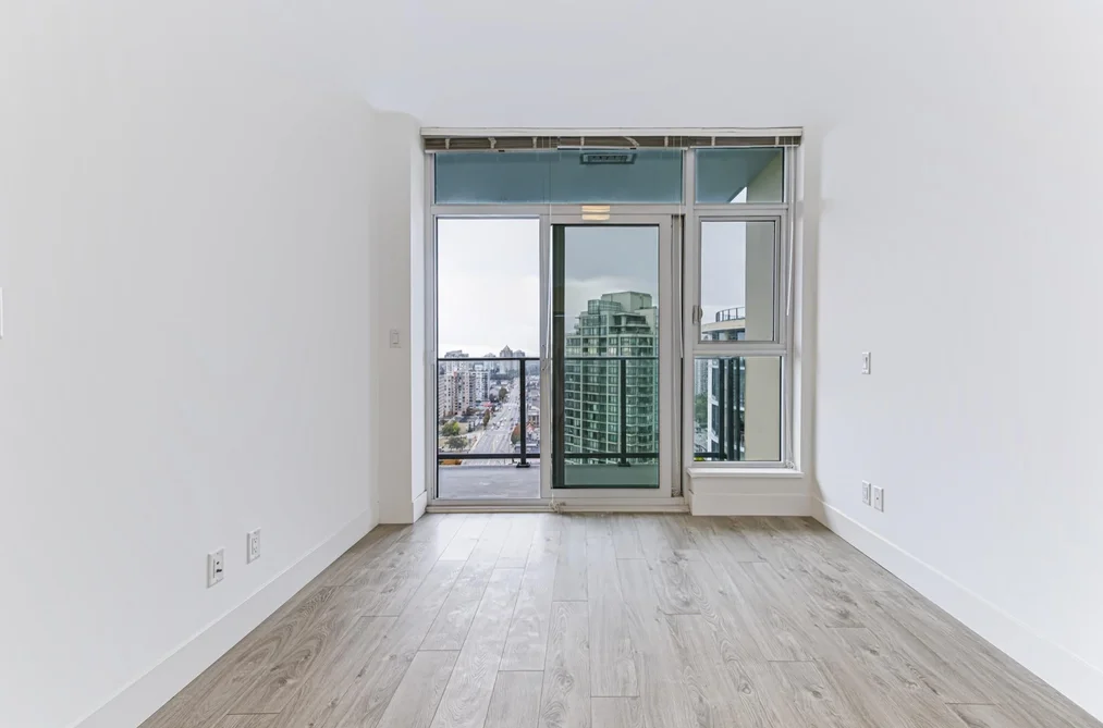 2301-7388 Kingsway, Burnaby, BC - Condo for Sale - Photo 14 of 35