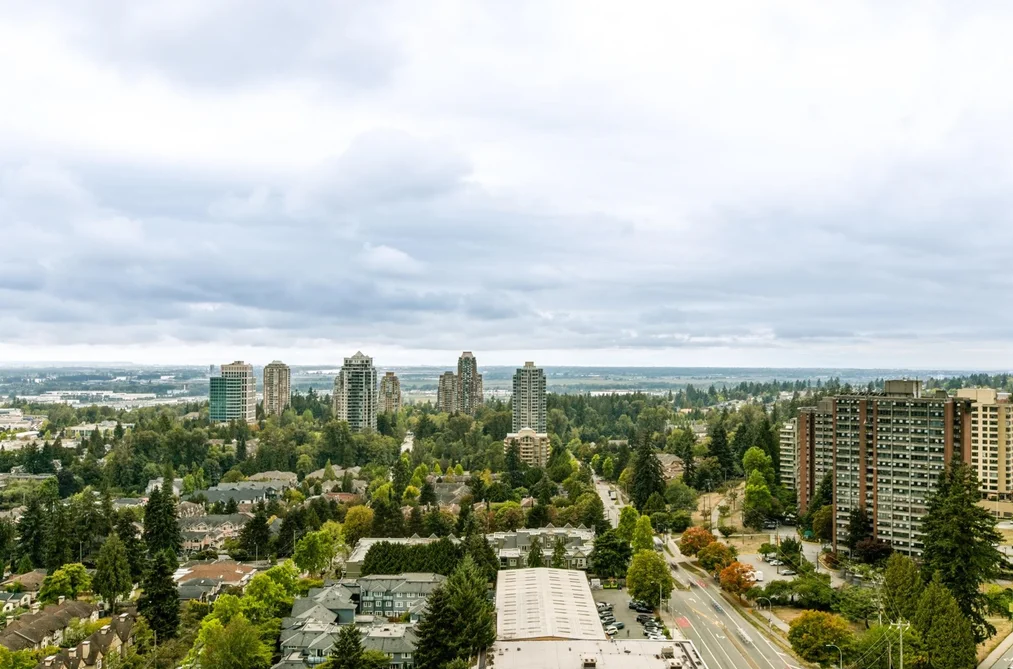 2301-7388 Kingsway, Burnaby, BC - Condo for Sale - Photo 26 of 35