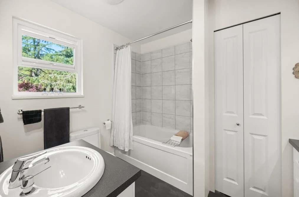 23014 70A AVENUE, Langley BC V2Y 2J9, Langley BC — Residential for Sale — Photo 11 of 40