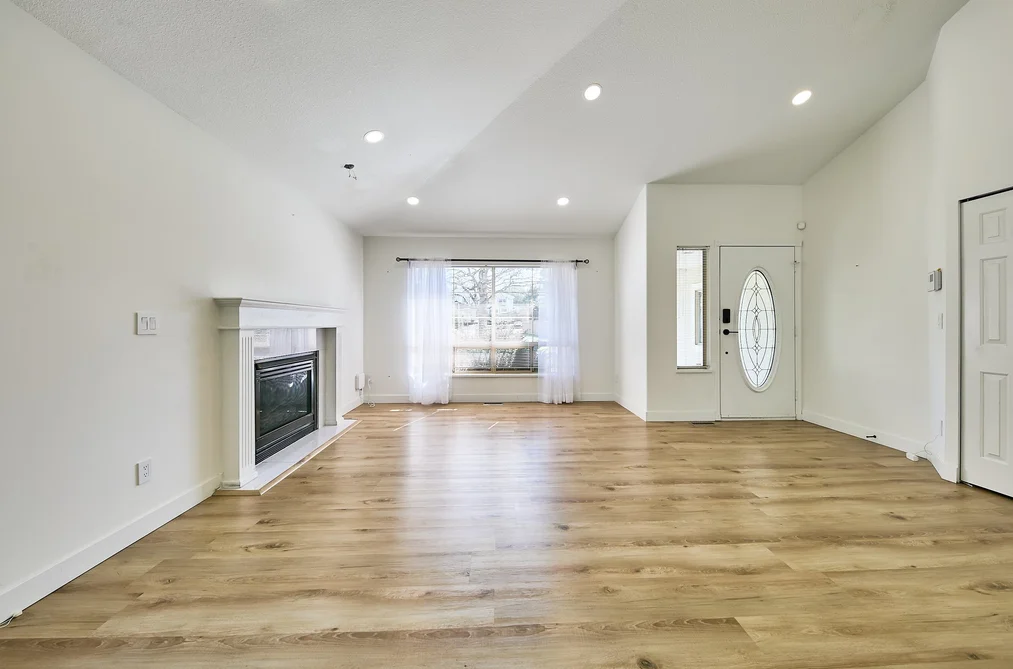 23015 124B AVENUE, Maple Ridge BC V2X 0X2, Maple Ridge BC — Residential for Sale - Photo 4