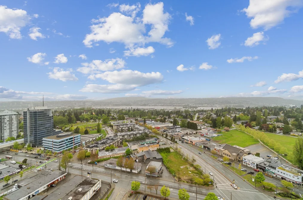 2302 10750 135A STREET, Surrey BC V3T 0V4, Surrey BC — Residential for Sale - Photo 2