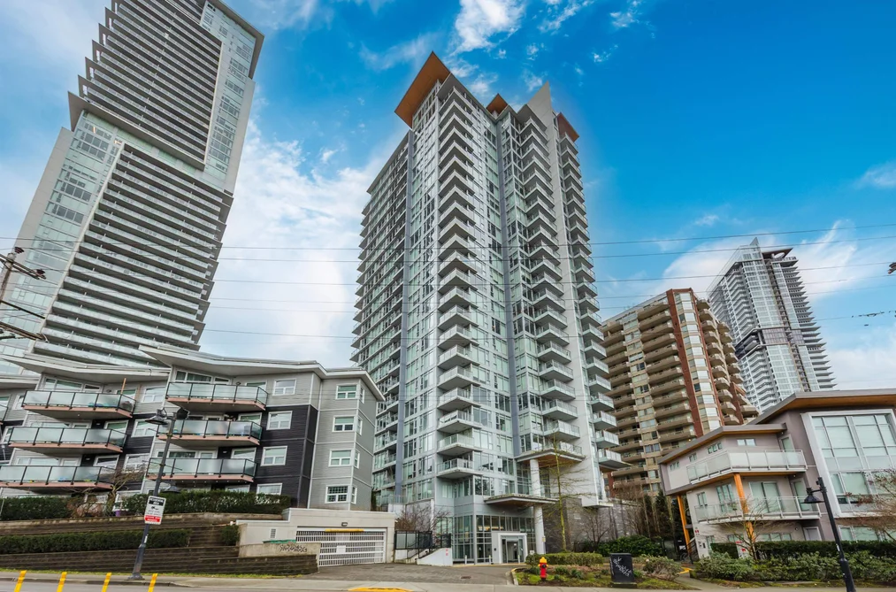 Condo for sale at 2302 520 Como Lake Avenue Coquitlam British Columbia - MLS: R2942095
