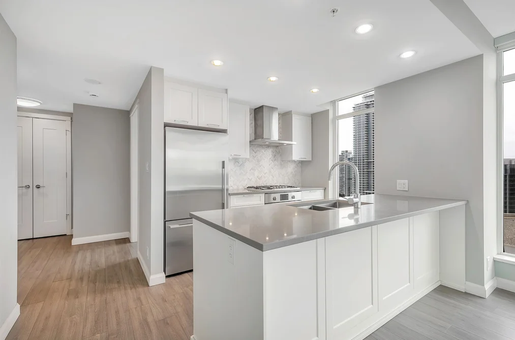 2302 520 COMO LAKE AVENUE, Coquitlam BC V3J 0E8, Coquitlam BC — Residential for Sale - Photo 5