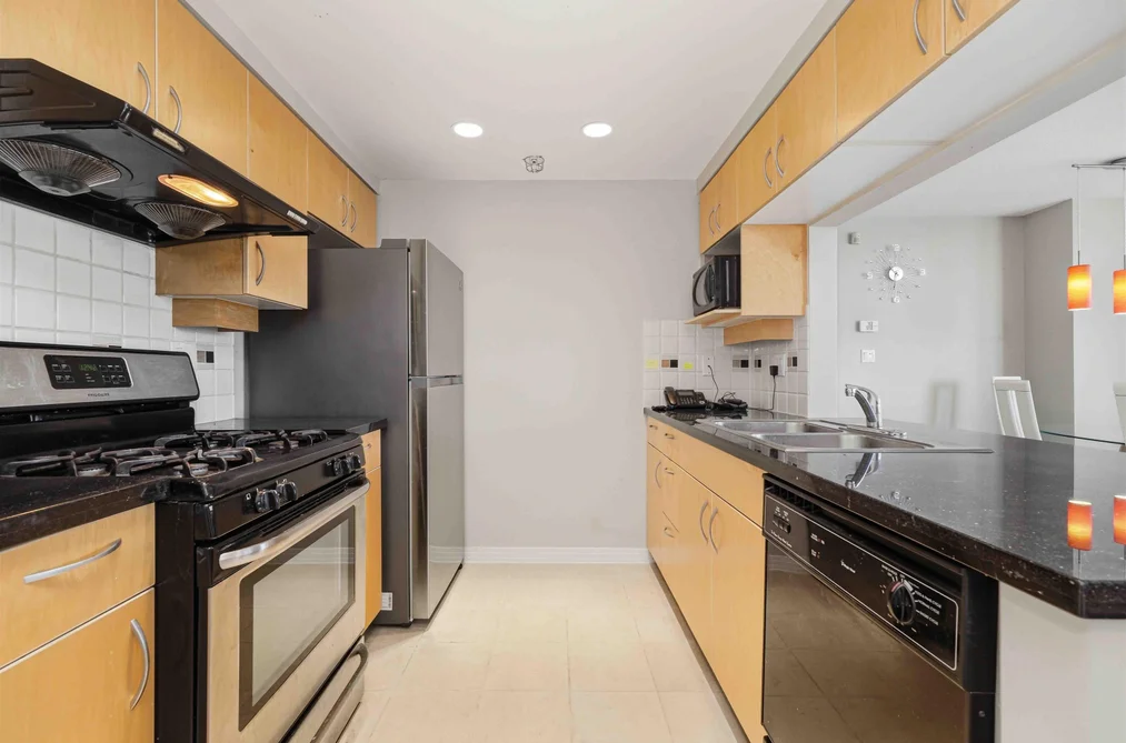 2303 1199 MARINASIDE CRESCENT, Vancouver BC V6Z 2Y2, Vancouver BC — Residential for Sale — Photo 11 of 39