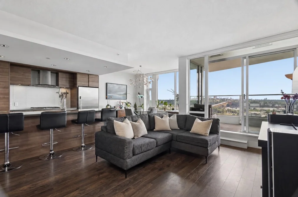 Condo for sale at 2303 1550 Fern Street North Vancouver British Columbia - MLS: R3138224