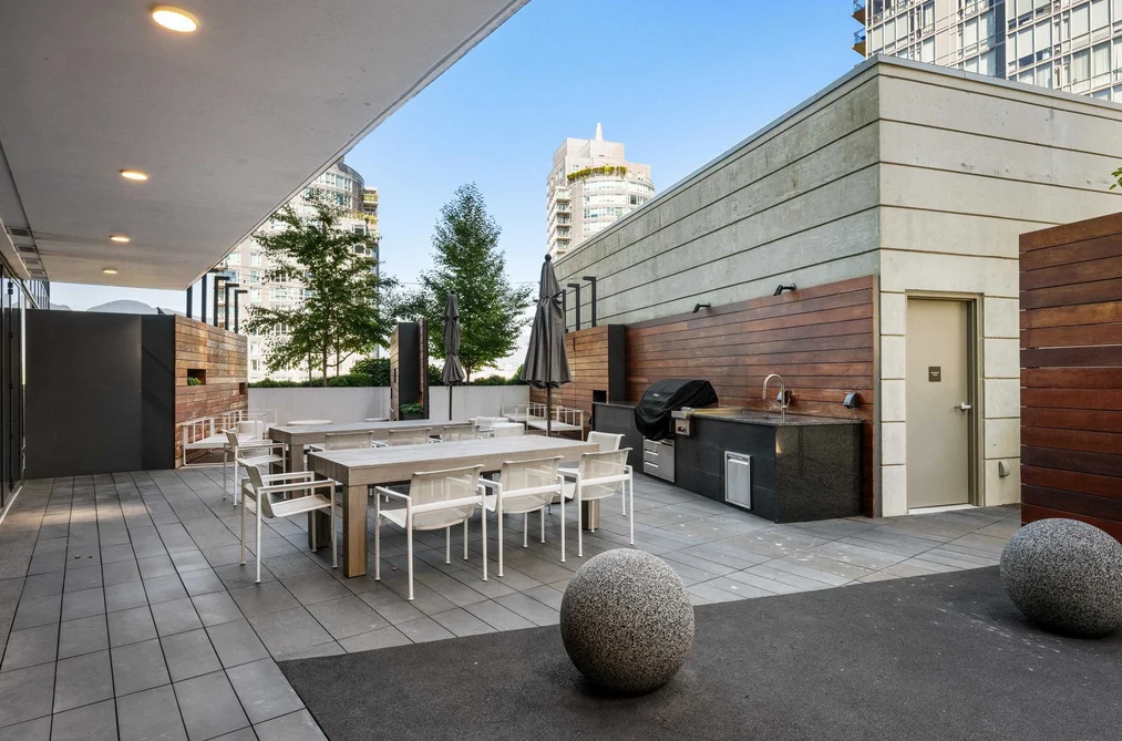 2303 620 CARDERO STREET, Vancouver BC V6G 0C7, Vancouver BC — Residential for Sale — Photo 30 of 33