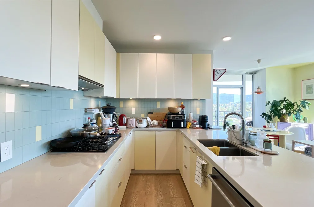 2304 530 WHITING WAY, Coquitlam BC V3J 0J4, Coquitlam BC — Residential for Sale — Photo 8 of 30