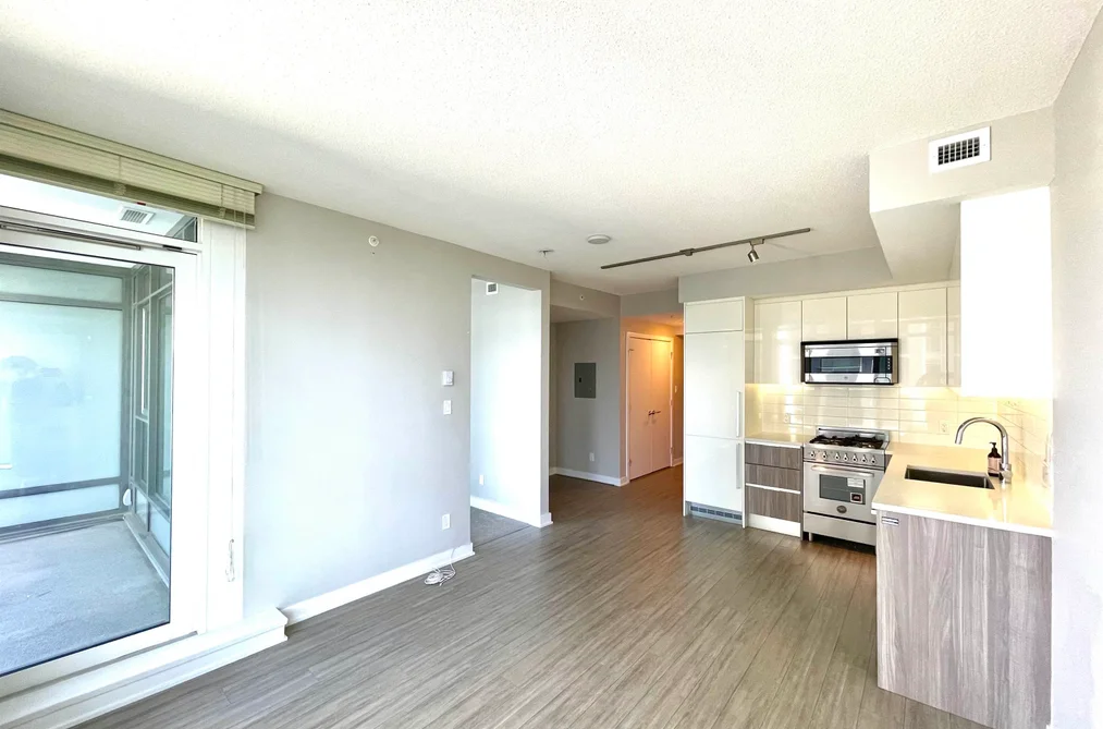 2305 4900 LENNOX LANE, Burnaby BC V5H 0G9, Burnaby BC — Residential for Sale - Photo 5