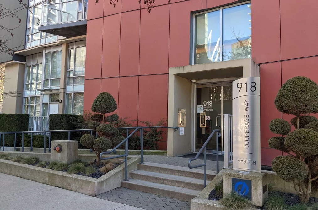 2305 918 COOPERAGE WAY, Vancouver BC V6B 0A7, Vancouver BC — Residential for Sale - Photo 2