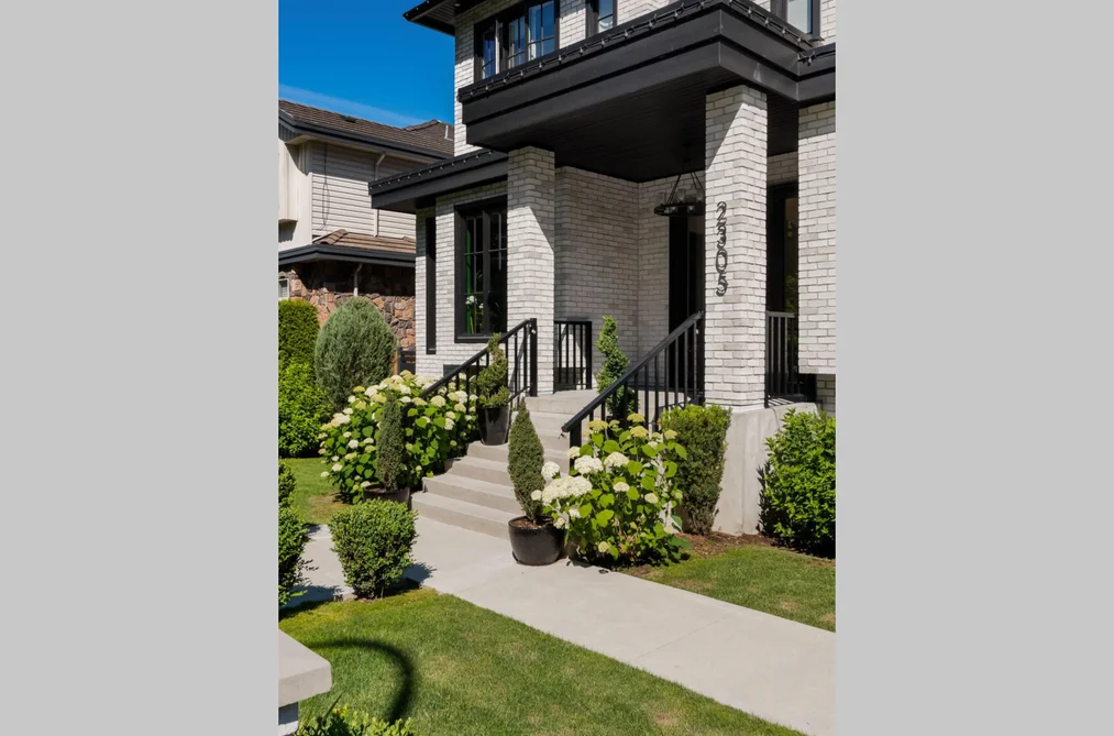 2305 W KING EDWARD AVENUE, Vancouver BC V6L 1T3, Vancouver BC — Residential for Sale — Photo 2 of 40