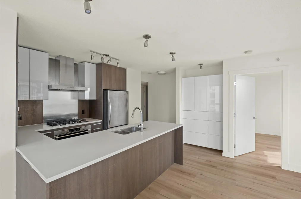 2306 3007 GLEN DRIVE, Coquitlam BC V3B 0L8, Coquitlam BC — Residential for Sale - Photo 4