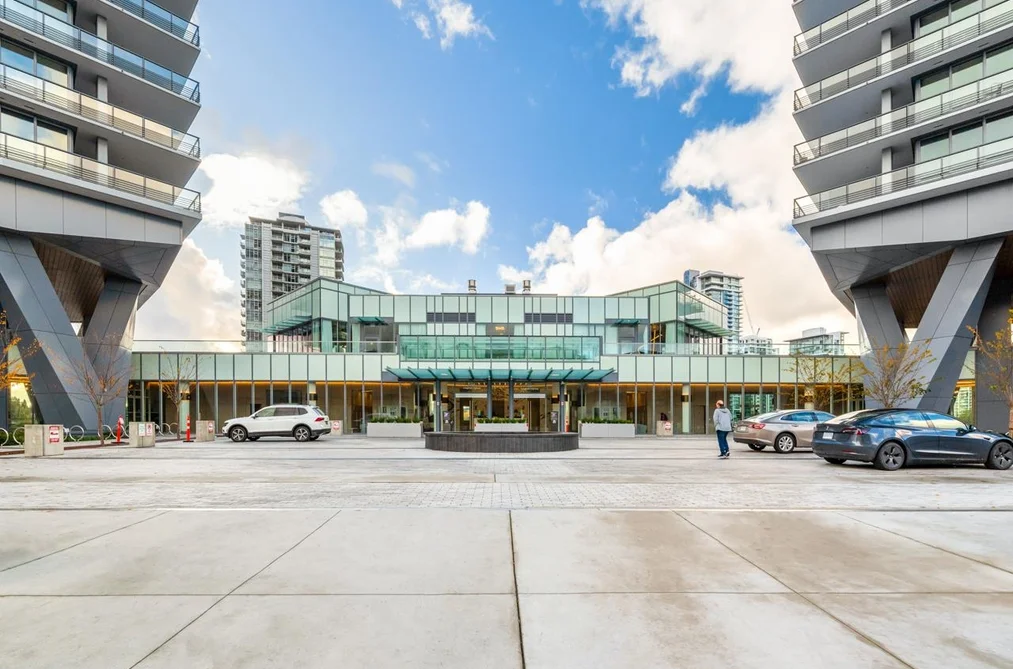 2306 4730 LOUGHEED HIGHWAY, Burnaby BC V5C 0M9, Burnaby BC — Residential for Sale - Photo 2