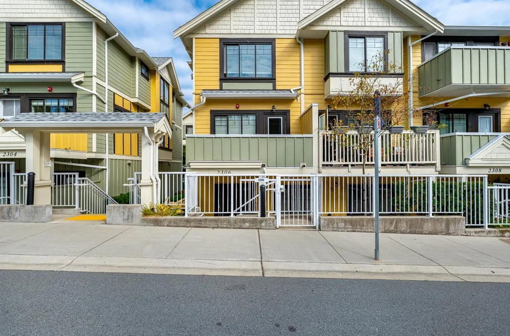 2306 SPRING STREET, Port Moody BC V3H 0M6, Port Moody BC — Residential for Sale - Photo 2