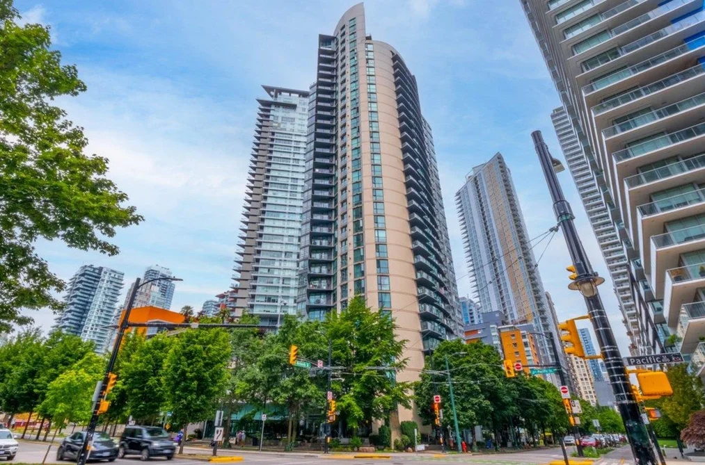 Condo for sale at 2307 501 Pacific Street Vancouver British Columbia - MLS: R3147429